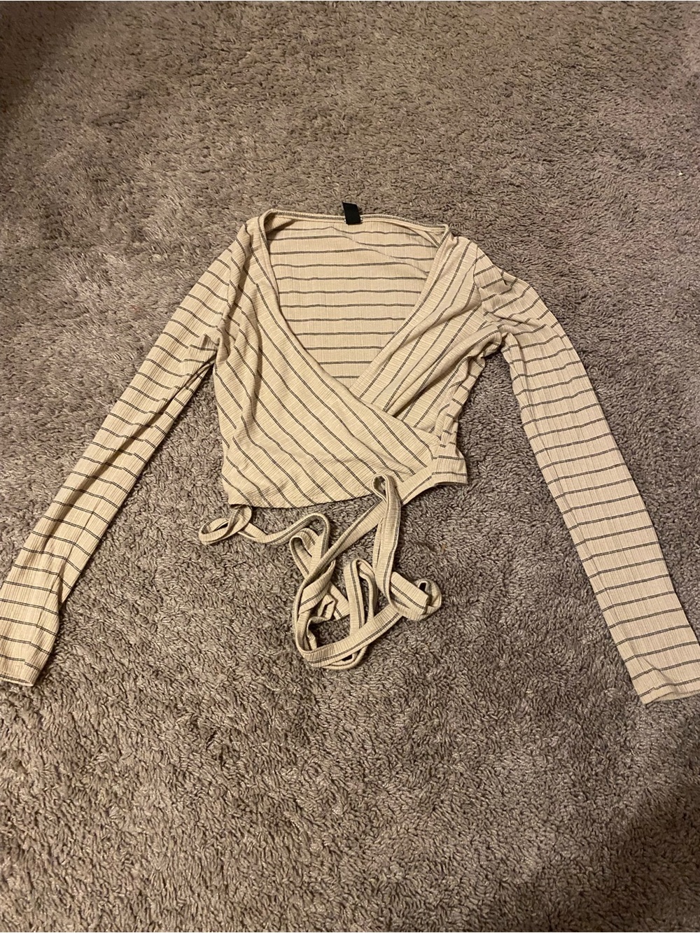 Windsor wrap top